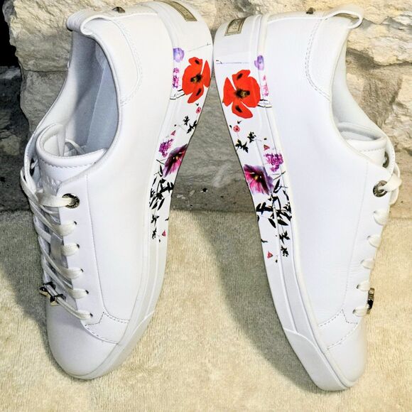Ted Baker Roullyp Floral-Graphic‎ Leather Sneakers NEW Ladies Sz 7.5 ($165) - Picture 1 of 9